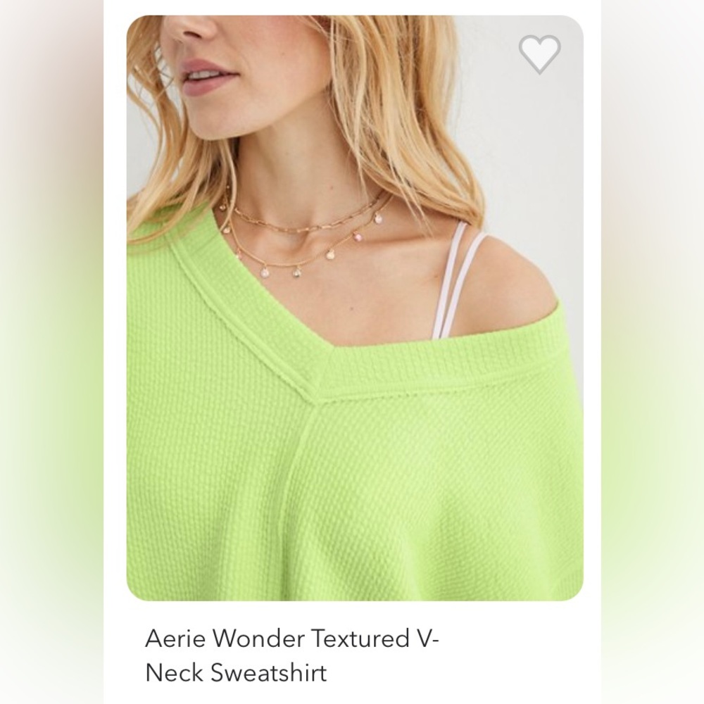 Aerie Wonder Textured V-
Neck Sweatshirt